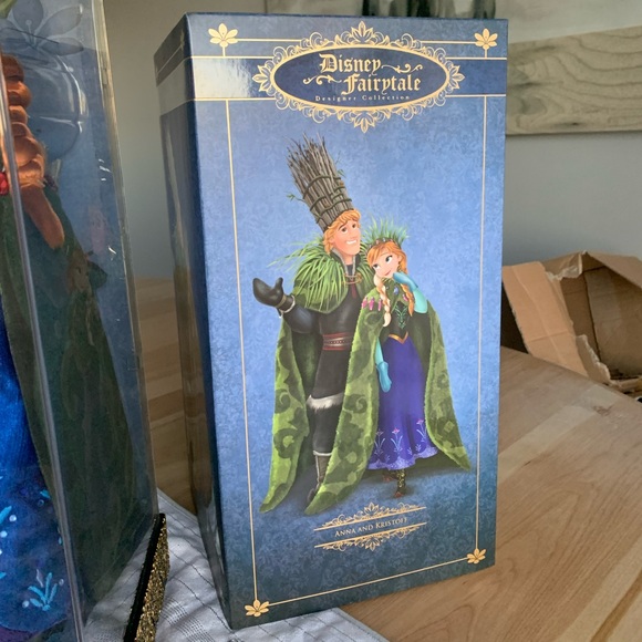 Anna and Kristoff Disney Designer Collection Dolls - Picture 3 of 9